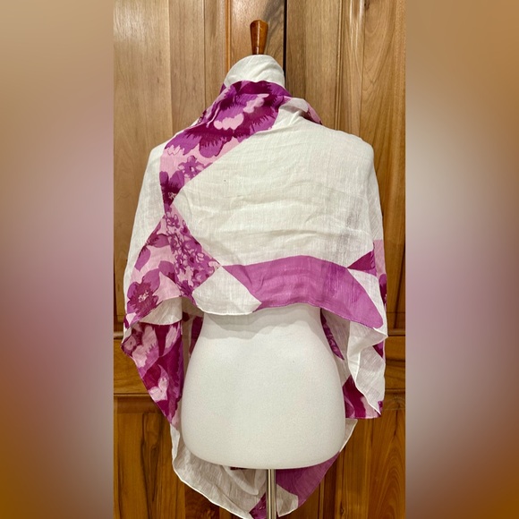 NWT Halogen - Cream/Purple Sheer Abstract Floral Print Infinity Scarf, Nordstrom - Picture 9 of 15